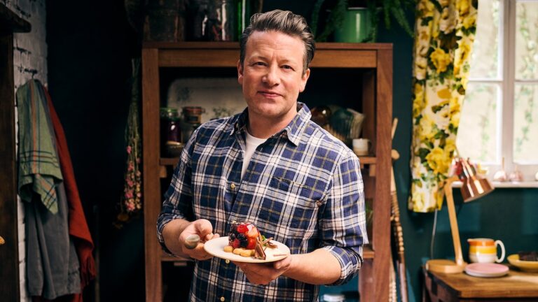 Jamie Oliver: Eat Yourself Healthy